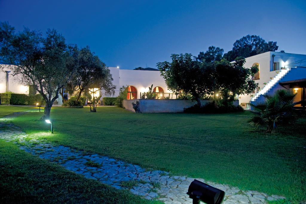 Tenuta Badessa Casalabate Buitenkant foto
