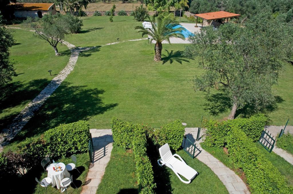 Tenuta Badessa Casalabate Buitenkant foto