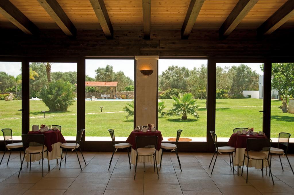 Tenuta Badessa Casalabate Buitenkant foto
